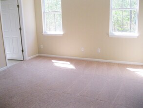 9437 Night Harbor Dr in Leland, NC - Building Photo - Building Photo