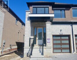 24 Walters St in Kawartha Lakes, ON - Building Photo