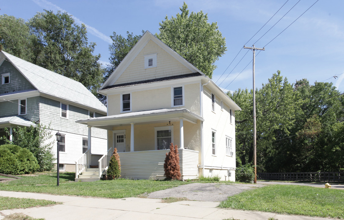 89 Byron St in Battle Creek, MI - Foto de edificio