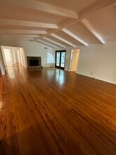 1875 University Ave in Palo Alto, CA - Building Photo - Building Photo