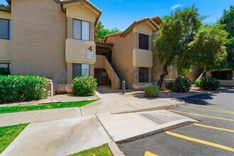 9600 N 96th St in Scottsdale, AZ - Building Photo - Building Photo