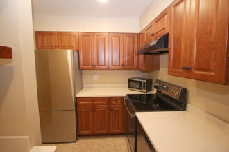 95 Wilton Crest Rd in Wilton, CT - Building Photo - Building Photo