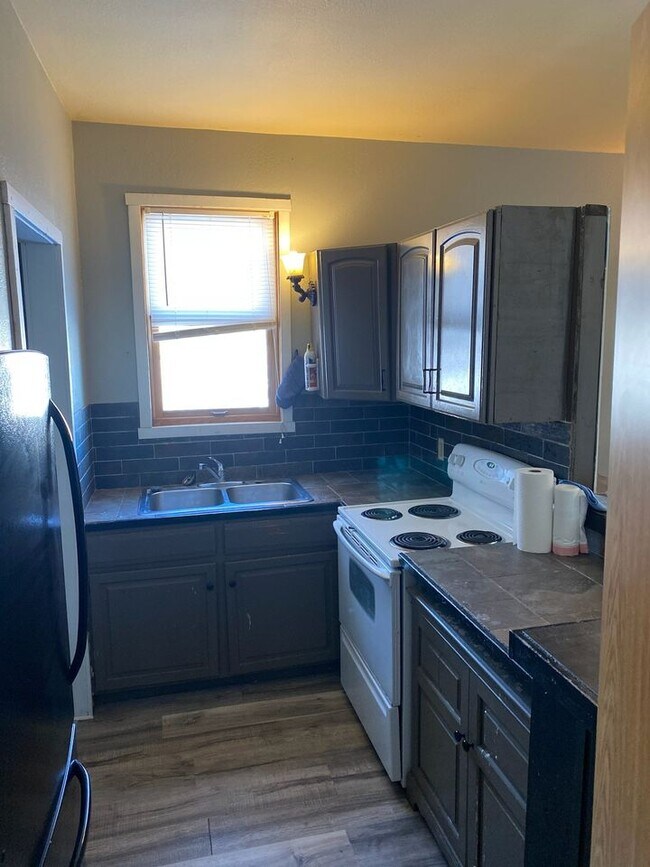 126 Main St W Rentals in Waterville, MN