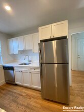 38 Newton St, Unit 2 in Boston, MA - Building Photo - Building Photo