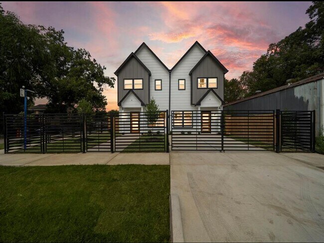 6130 Conley St-Unit -A in Houston, TX - Building Photo - Building Photo