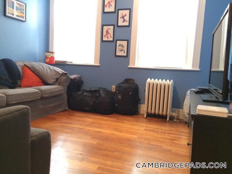 1610 Massachusetts Ave in Cambridge, MA - Building Photo