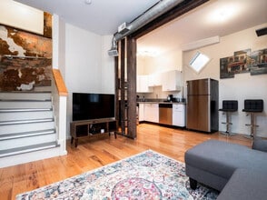 1608 Pleasant St in Cincinnati, OH - Building Photo - Building Photo