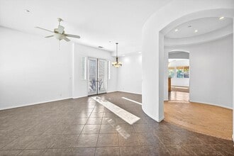 41 Vista Mirage Way in Rancho Mirage, CA - Building Photo - Building Photo