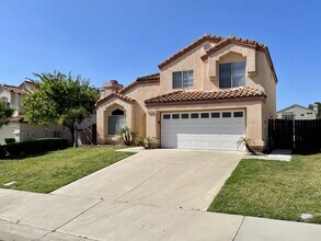 36285 Provence Dr in Murrieta, CA - Building Photo - Building Photo