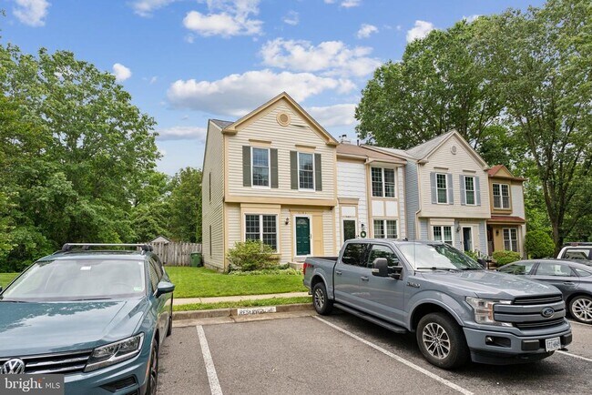 7191 Fairfield Ct in Alexandria, VA - Building Photo - Building Photo