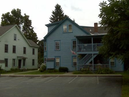 Phelps Court in Windsor, VT - Building Photo