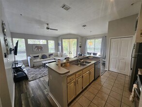 8904 Legacy Ct in Kissimmee, FL - Building Photo - Building Photo