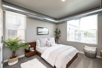 Mill on Main in Austin, MN - Foto de edificio - Interior Photo
