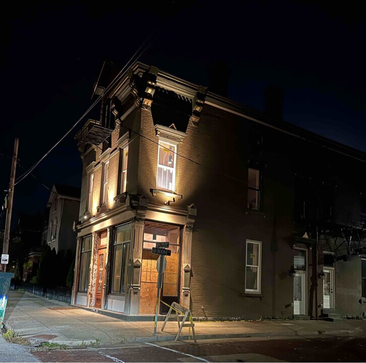 402 E 9th St in Newport, KY - Building Photo