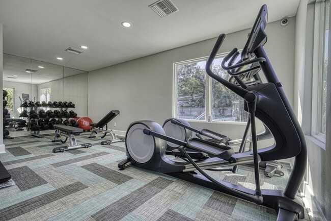 Edge at Lakeside in Orange Park, FL - Building Photo - Building Photo