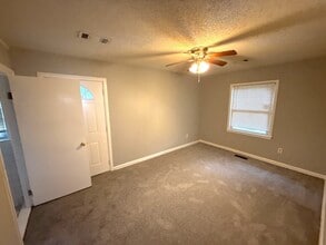 1497 Maxine St in Memphis, TN - Building Photo - Building Photo