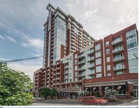 600 12th Ave S, Unit 725 in Nashville, TN - Building Photo - Building Photo