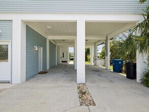 3272 Minnow Creek Dr, Unit 602 in Hernando Beach, FL - Building Photo - Building Photo