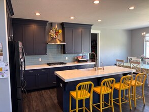 216 W 350 N in Vineyard, UT - Building Photo - Building Photo