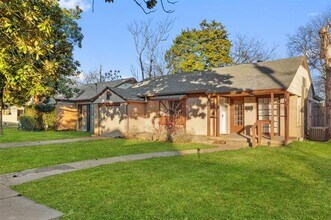 806 Buckalew St in Dallas, TX - Building Photo - Building Photo