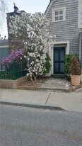 107 John St in Newport, RI - Building Photo