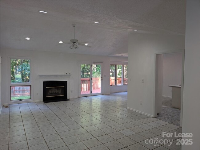 110 Wood Thrush Ln in Mooresville, NC - Building Photo - Building Photo