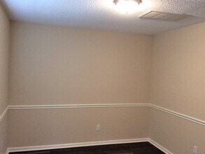 12127 Landing Green Dr in Charlotte, NC - Foto de edificio - Building Photo