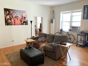 709 W Wrightwood Ave in Chicago, IL - Building Photo - Building Photo
