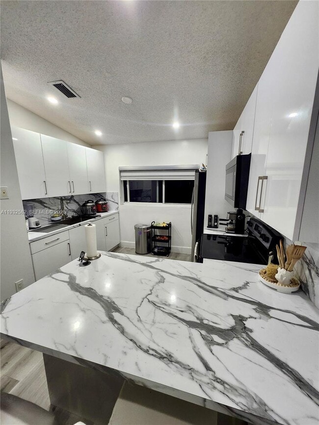 property at 7956 W 29th Ln