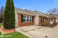 4206 Queens Ct in Jeffersonville, IN - Building Photo - Building Photo