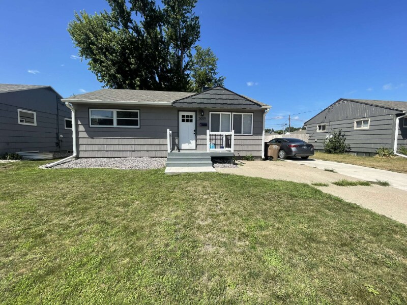 3009 S Covell Ave in Sioux Falls, SD - Building Photo