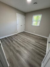 2206 W Knox St in Durham, NC - Building Photo - Building Photo