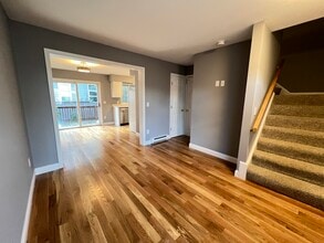 66 Murdock St in Somerville, MA - Building Photo - Building Photo
