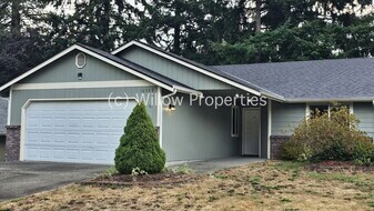 12309 121st Ave Ct E in South Hill, WA - Building Photo