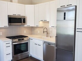 1201 Sanchez St in San Francisco, CA - Building Photo