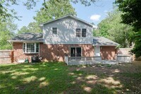 1302 Kienast Dr photo'