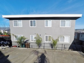 5306 Bayview in Richmond, CA - Building Photo - Building Photo