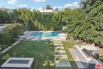 731 N Curson Ave in West Hollywood, CA - Building Photo - Building Photo