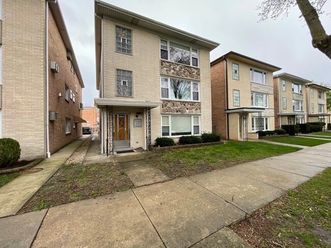 property at 8645 W Summerdale Ave