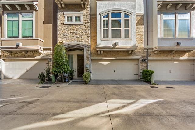 762 Lacey Oaks Pl in Dallas, TX - Building Photo - Building Photo