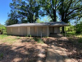 4644 Huckleberry Cove in Memphis, TN - Building Photo