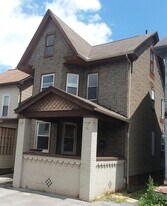 807 Crawford Ave in Altoona, PA - Building Photo