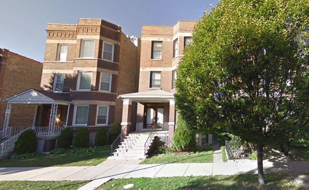 2230 W Iowa St, Unit M09H in Chicago, IL - Building Photo