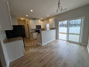 8419 Candlenut Ln in Charlotte, NC - Building Photo - Building Photo