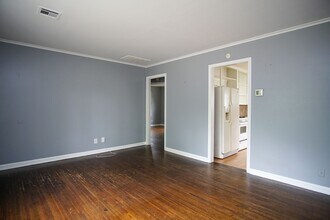 4950 S Detroit Ave in Tulsa, OK - Foto de edificio - Building Photo