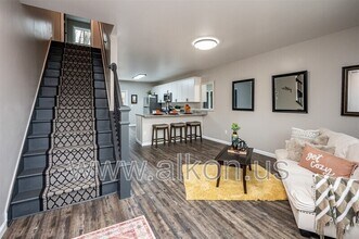 554 Frayne St in Pittsburgh, PA - Building Photo - Building Photo