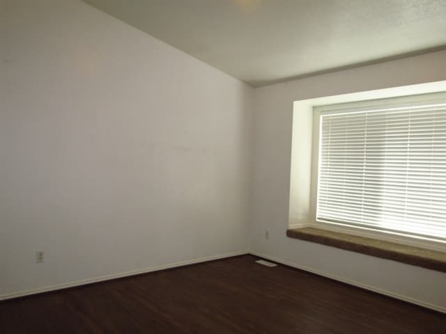 1653 N 725 W in Clinton, UT - Foto de edificio - Building Photo