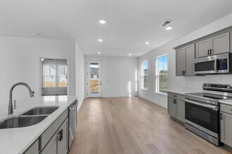 8965 James Crk Dr in Ooltewah, TN - Building Photo - Building Photo