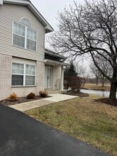 640 Beaver Ct in Naperville, IL - Building Photo - Building Photo