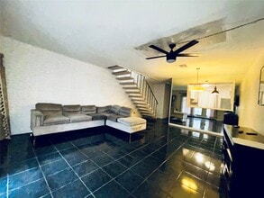 7825 Rue St Cyr St in Houston, TX - Building Photo - Building Photo